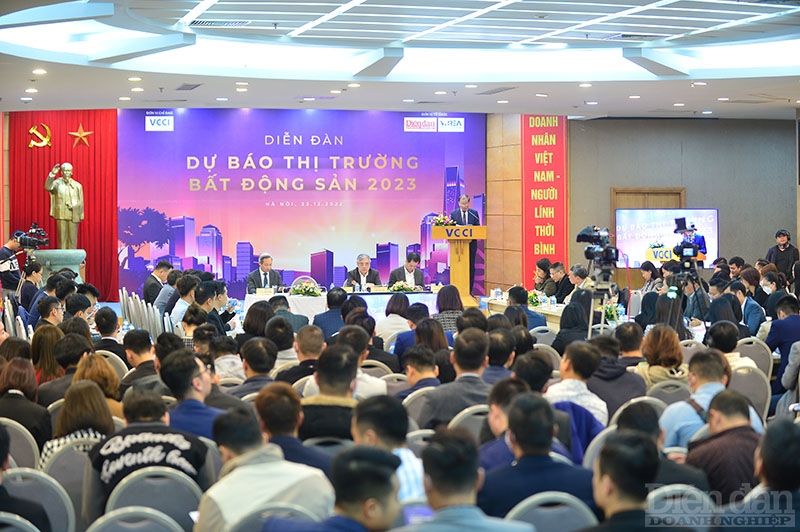 Thị trường bất động sản năm 2023 sẽ vượt “cơn gió nghịch” để phục hồi và tăng trưởng